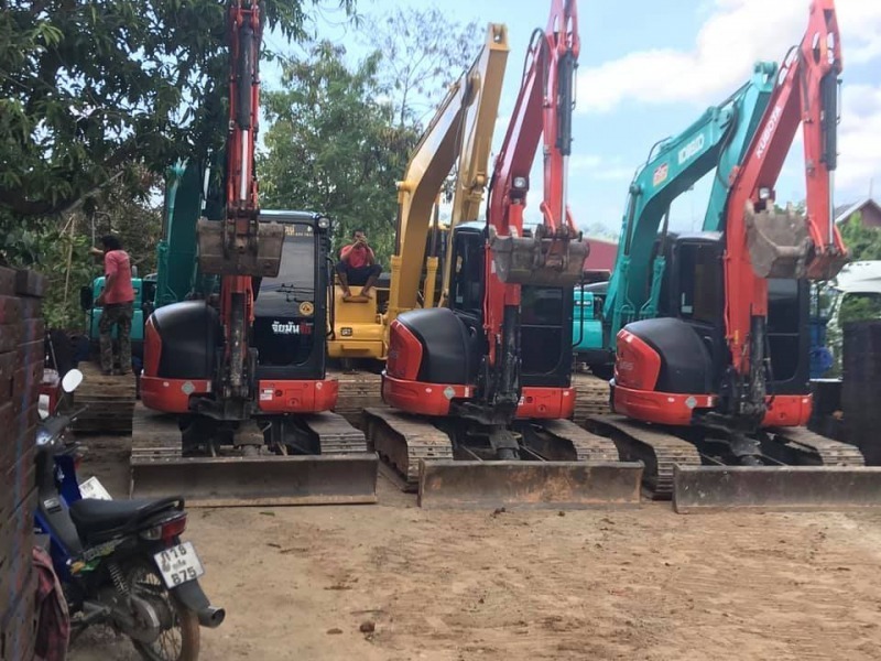 บริการให้เช่ารถแบคโฮ  ภูเก็ต